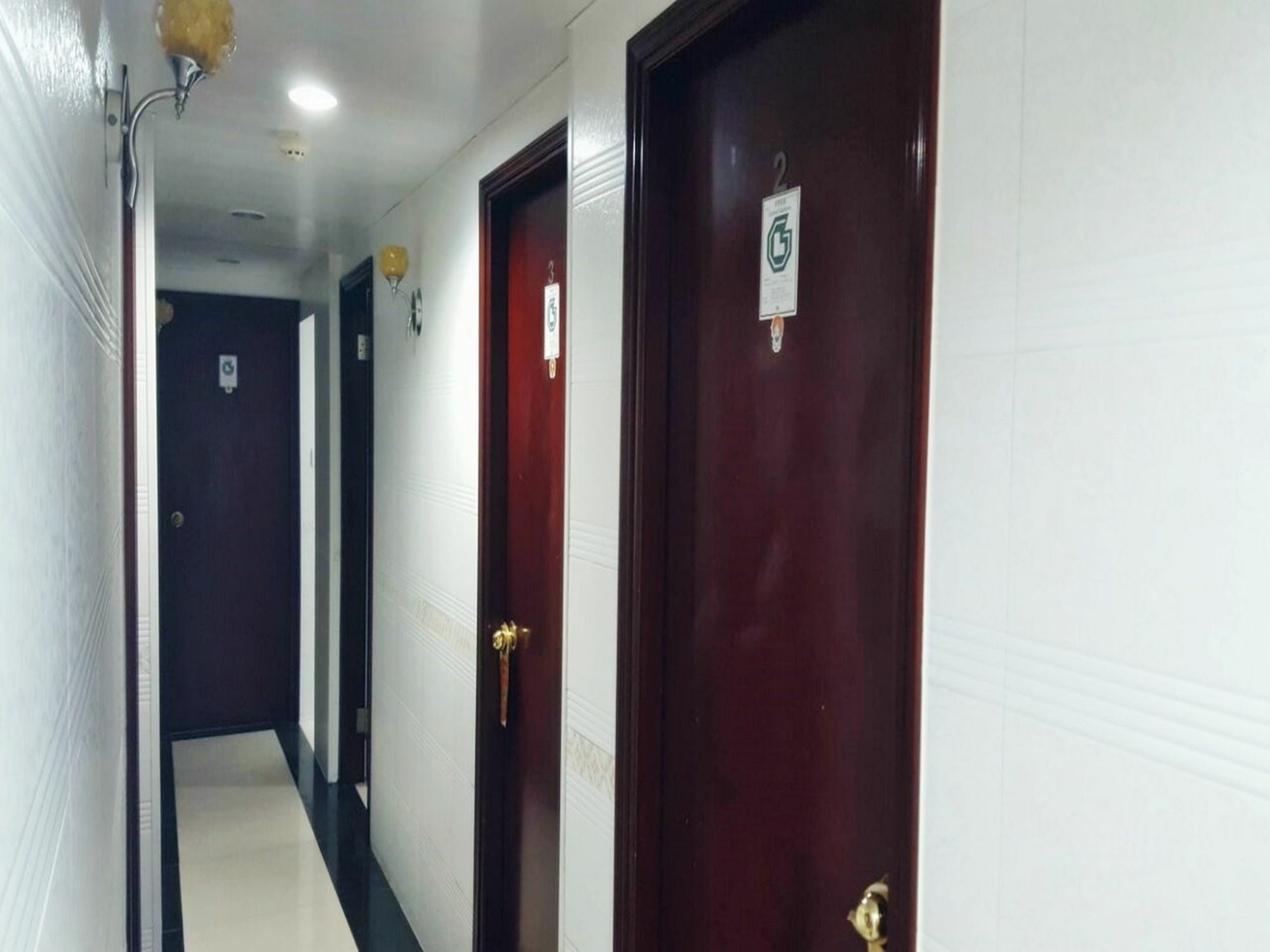 Cynthia'S Inn Kowloon  Exterior photo
